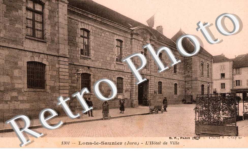 HOTEL DE VILLE