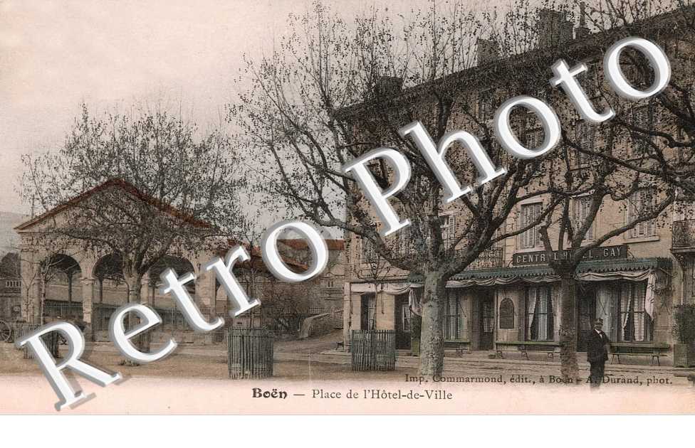 place de l´hotel de ville (couleur)