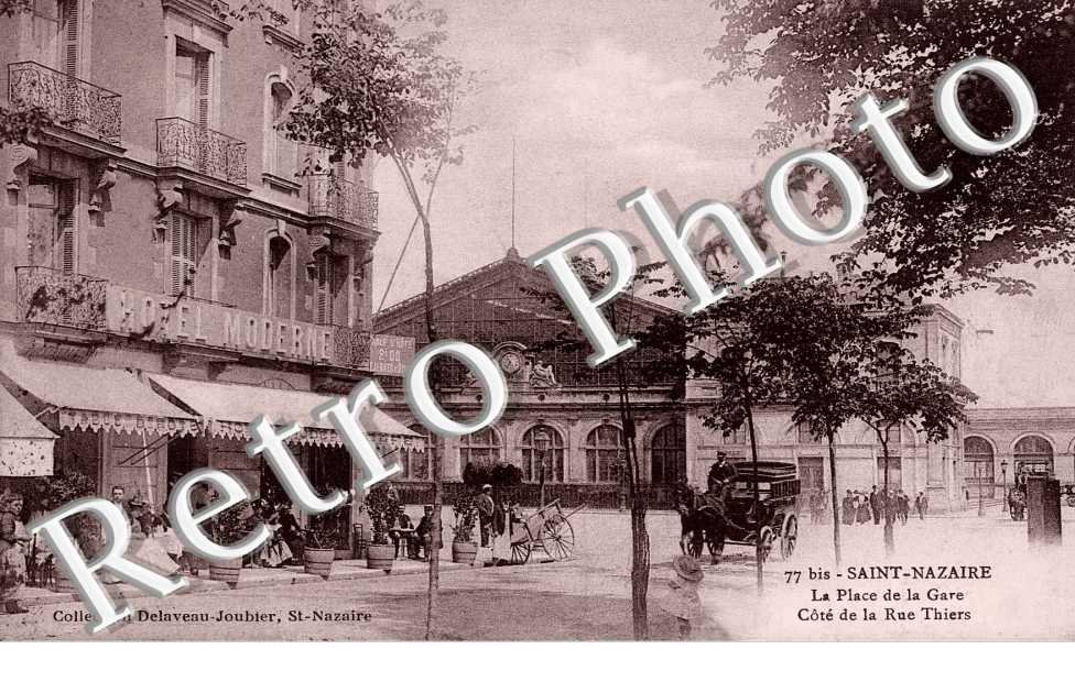 La Place de la Gare, cote de la rue Thiers