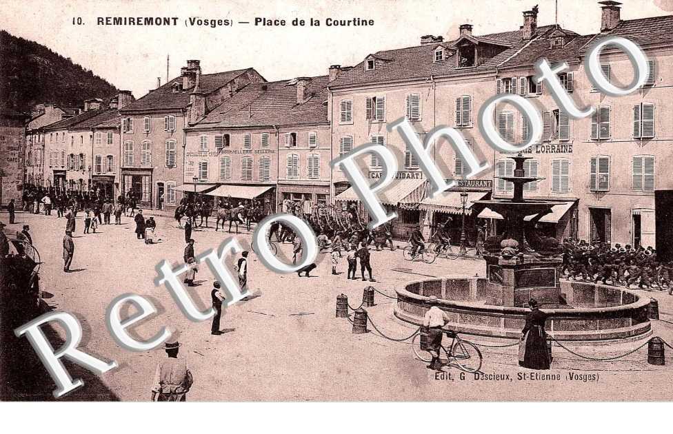 PLACE DE LA COURTINE