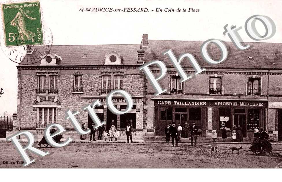 Un coin de la place