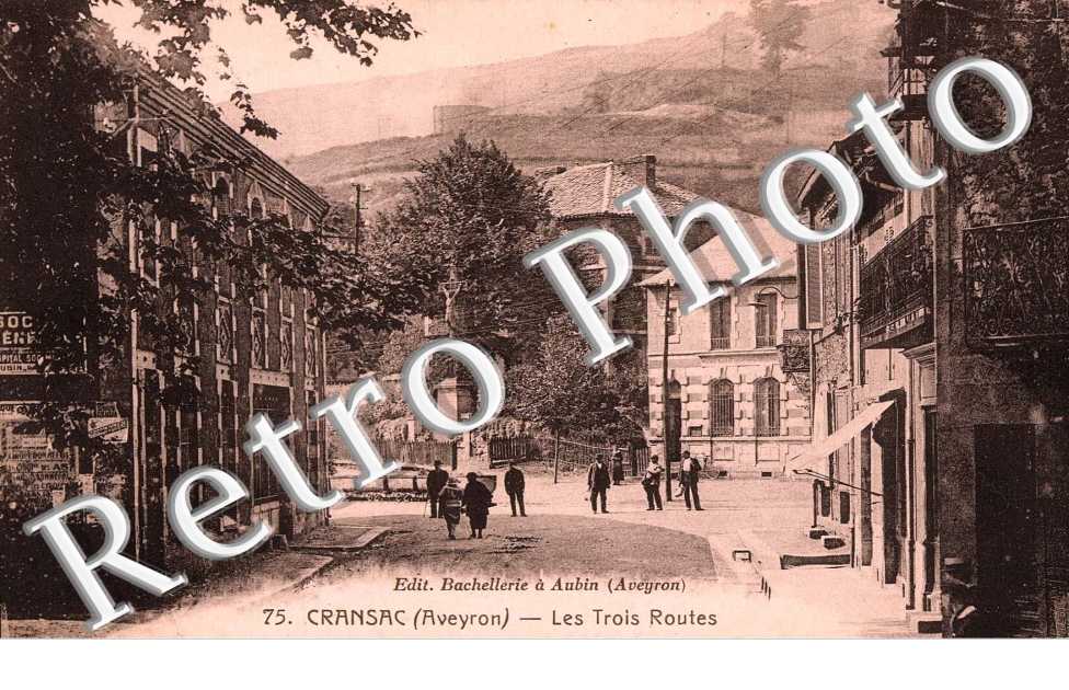 Les trois routes