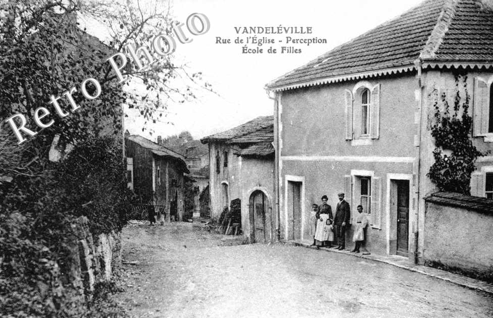 Rue de l'eglise - Perception - Ecole des filles