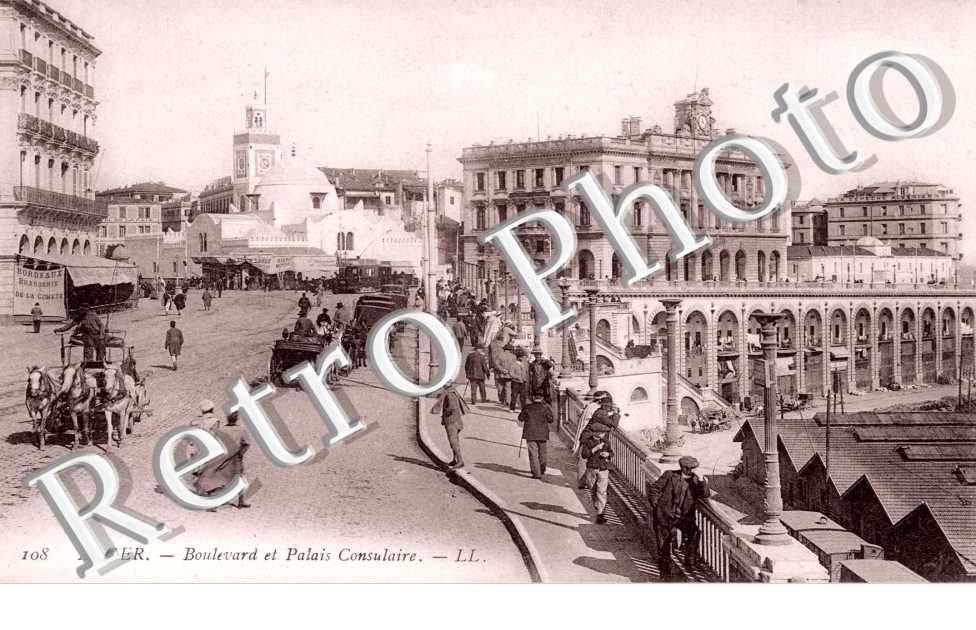 boulevard et Palais Consulaire