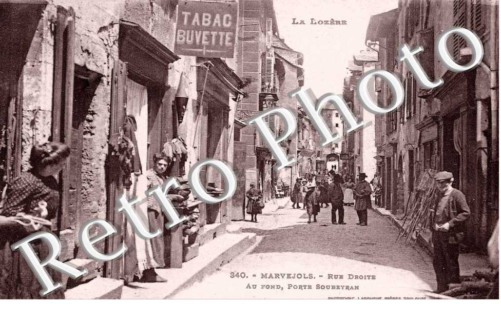 .Rue droite au fond. Porte Soubeyran.