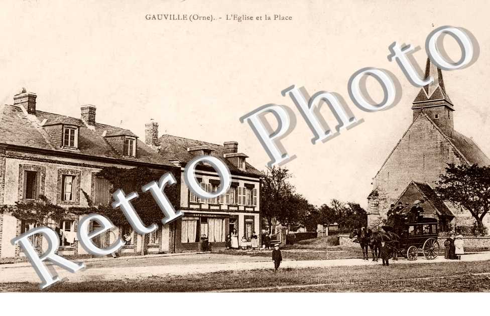 l'eglise et la place
