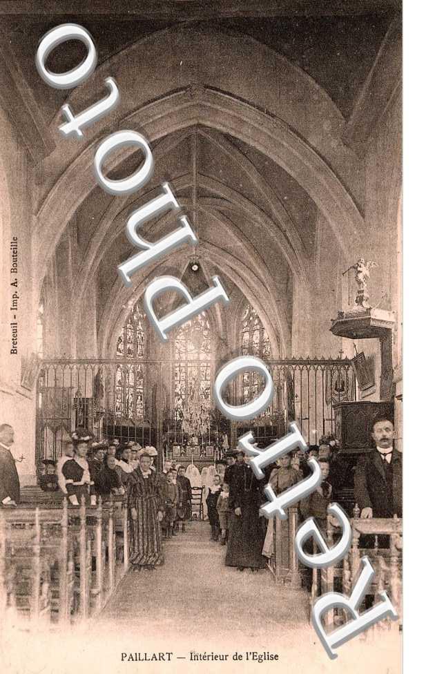 Interieur de l'eglise