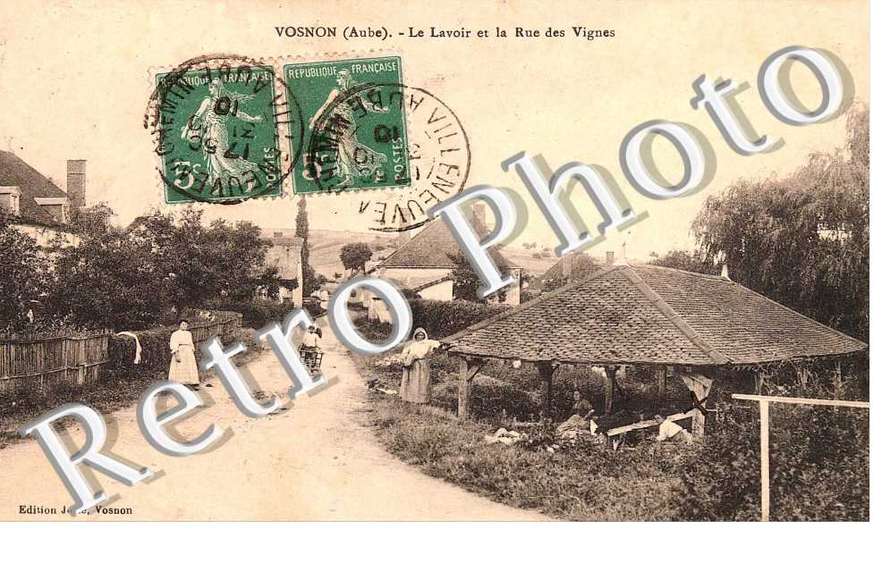 Le Lavoir et la Rue des Vignes