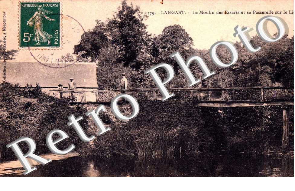Le Moulin des Essarts et sa Passerelle sur le Lie