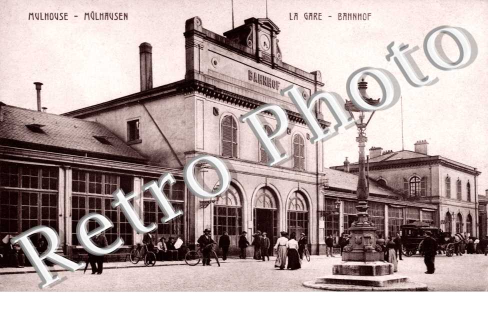 LA GARE : BAHNOF
