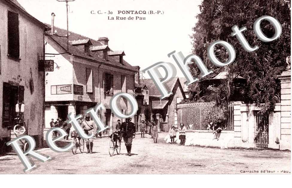 la rue de Pau