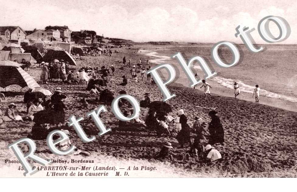 a la plage, l&#039; heure de la causerie