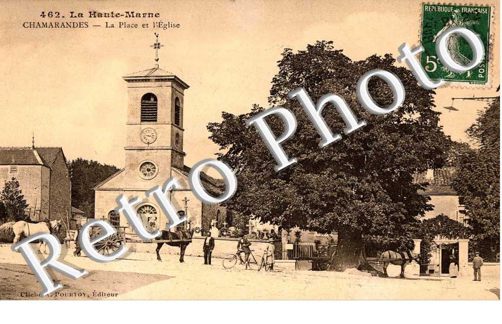 la place et l&#039; eglise