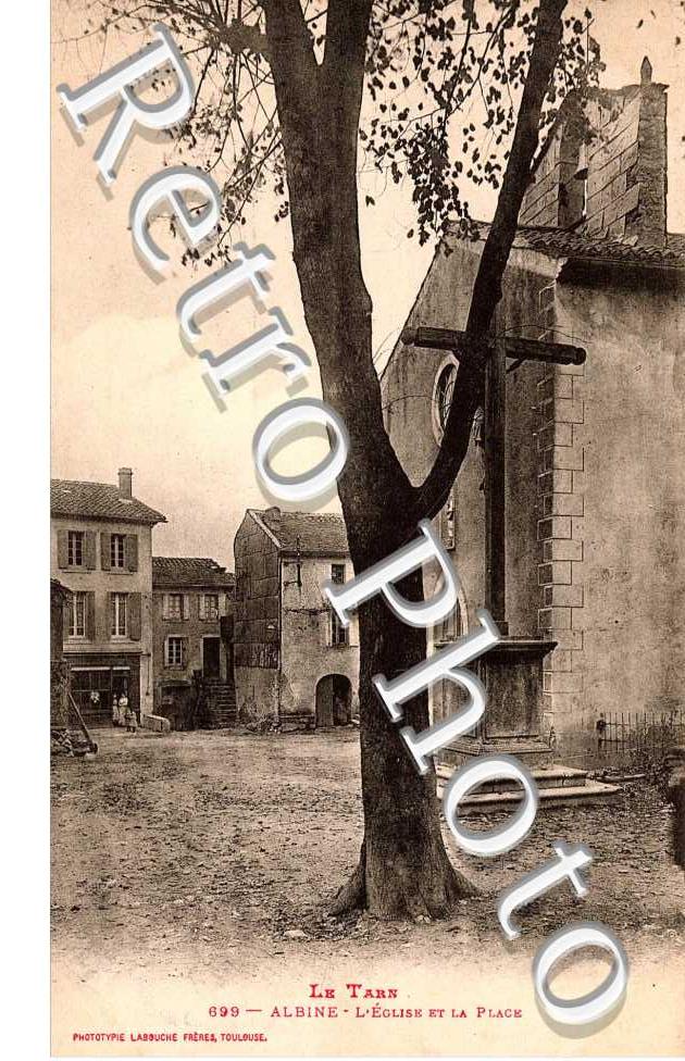 Eglise et la place