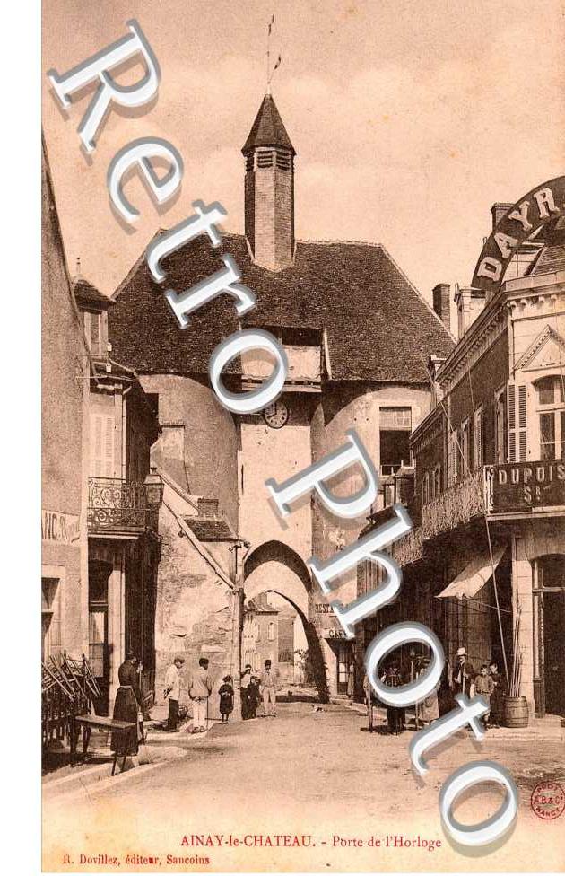 porte de l&#039;horloge