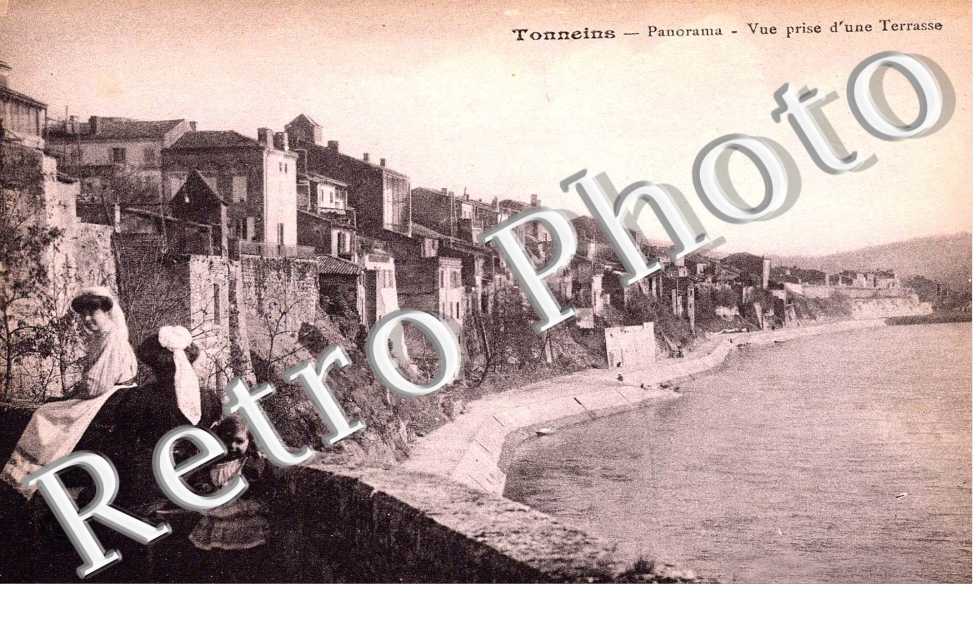 Panorama - Vue prise d&#039;une terrasse
