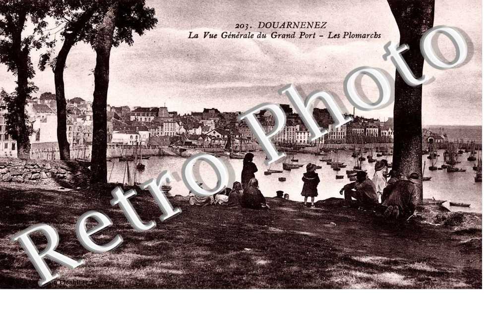 la vue generale du grand port, les plomarchs