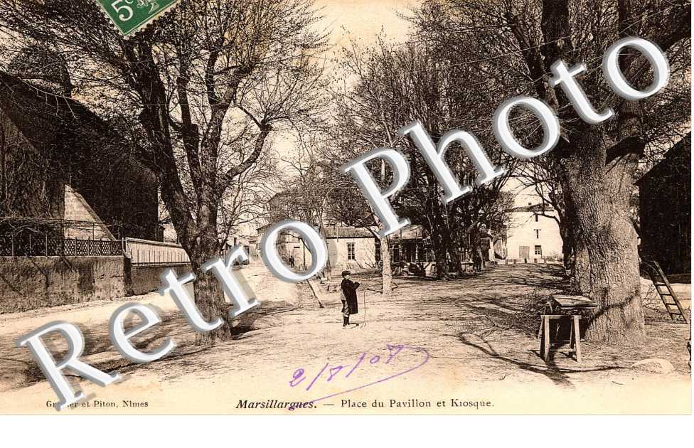 Place du pavillon et kiosque