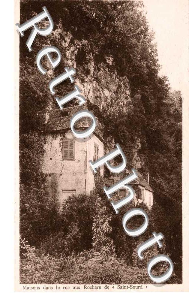 MAISON DANS LE ROCHER DE ST SOURD