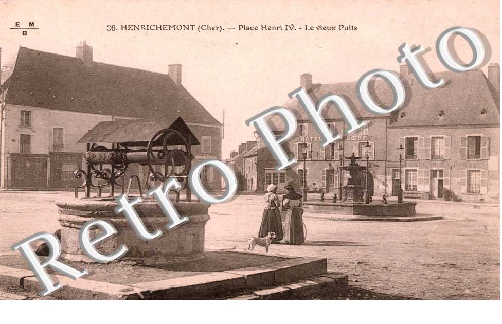 place henri IV le vieux puits