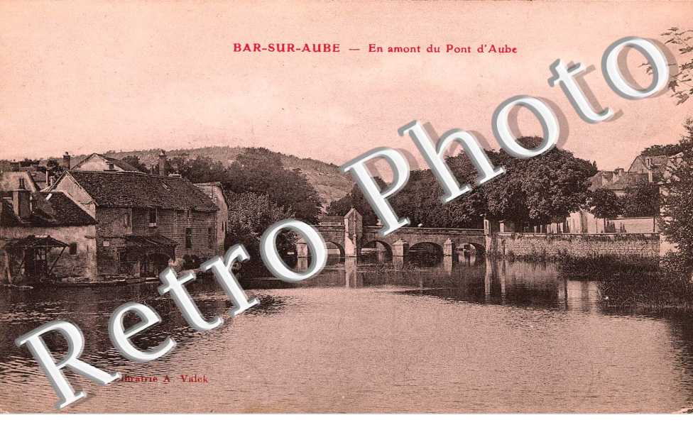 En amont du Pont d'Aube