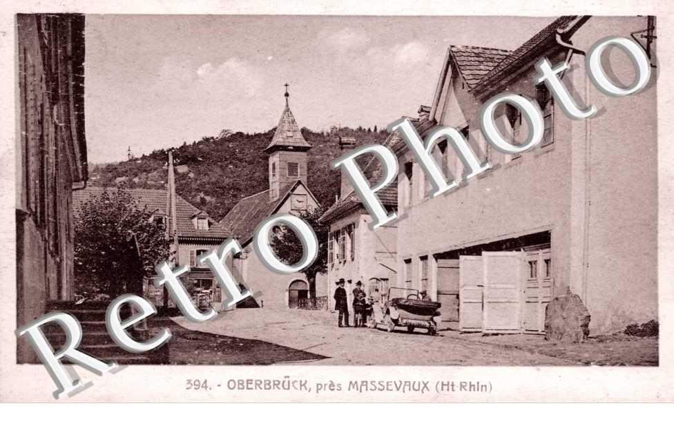 une rue vers eglise