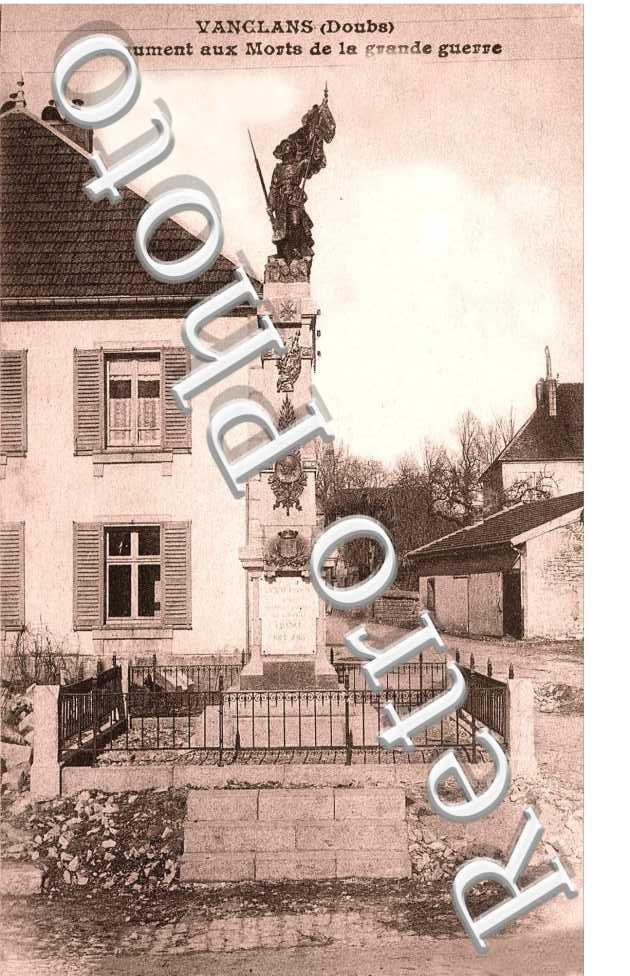 MONUMENT AUX MORTS DE LA GRANDE GUERRE