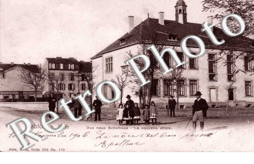 DAS NEUE SCHULHAUS