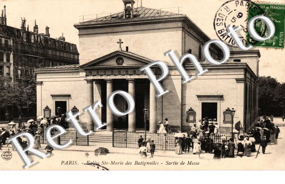 Eglise Ste Marie des Batignolles - Sortie de Messe