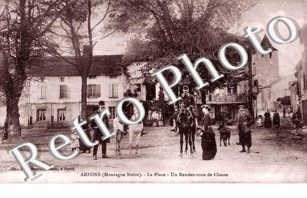 la place, un rendez-vous de chasse