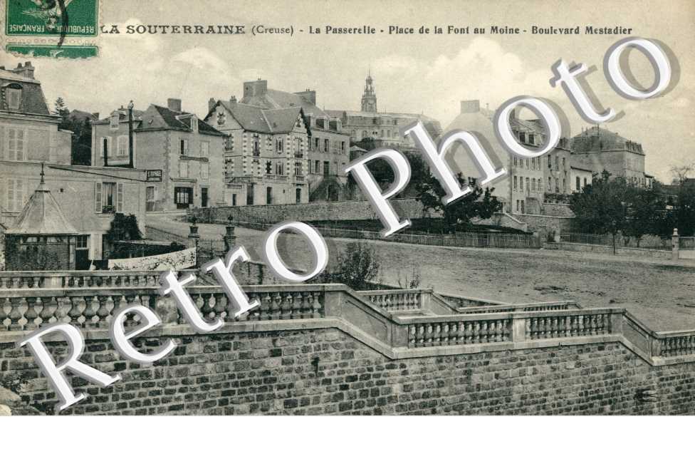 La passerelle - place de la font au moine - Boulevard Mestadier