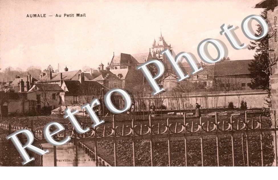 AU PETIT MAIL