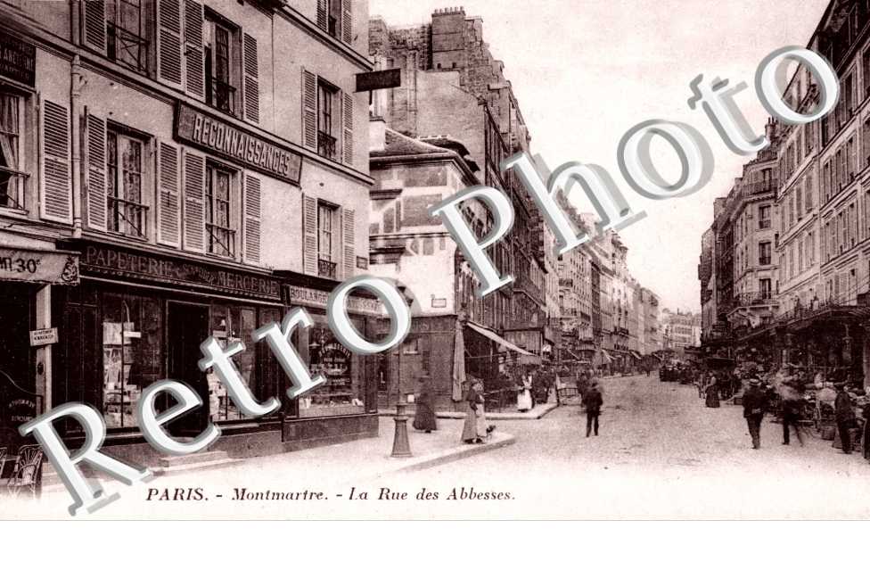 La rue des Abbesses