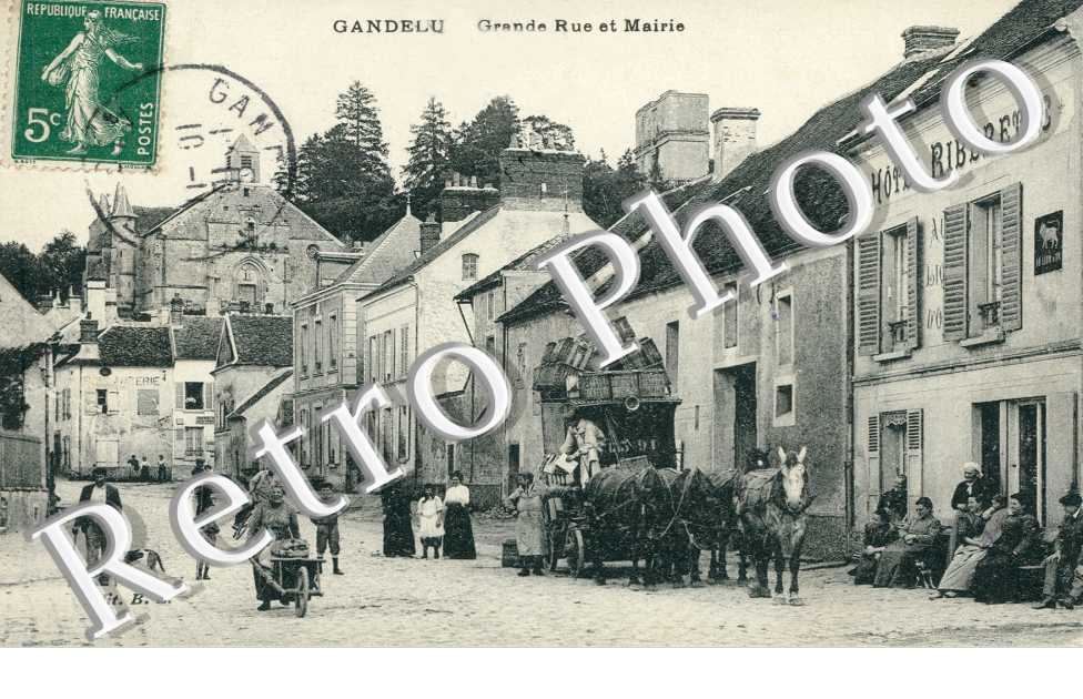 Grande Rue et Mairie