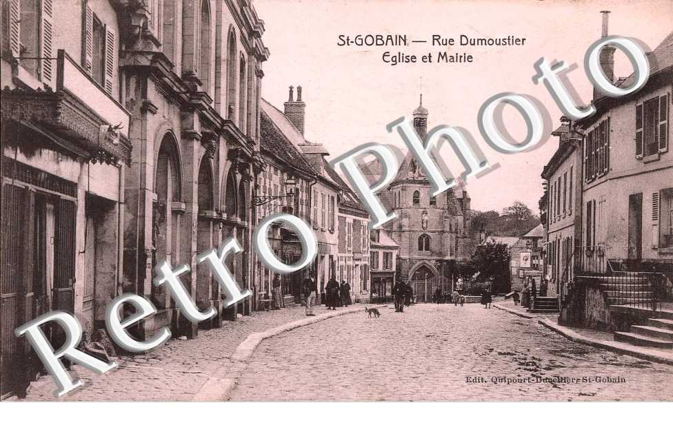 RUE DUMOUSTIER EGLISE ET MAIRIE