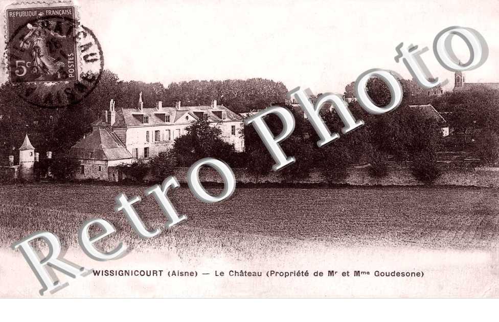 le Chateau  Propriete de M et Mme Goudesone