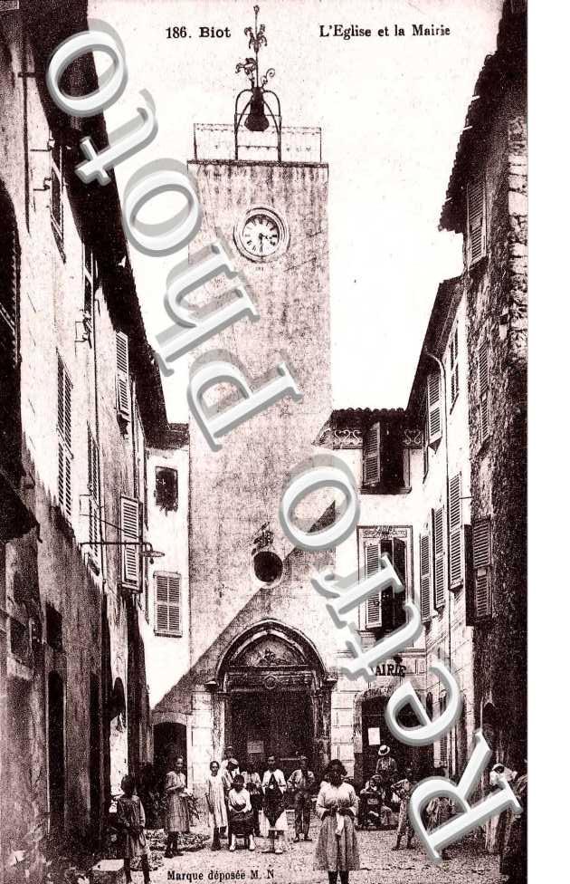 L'eglise et la mairie