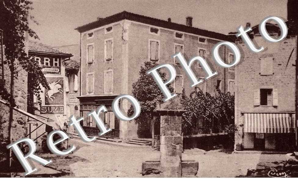 la Petite place