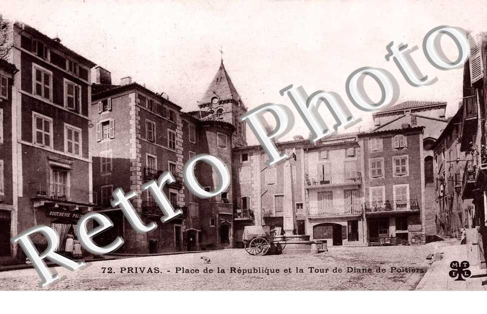 PLACE DE LA REPUBLIQUE