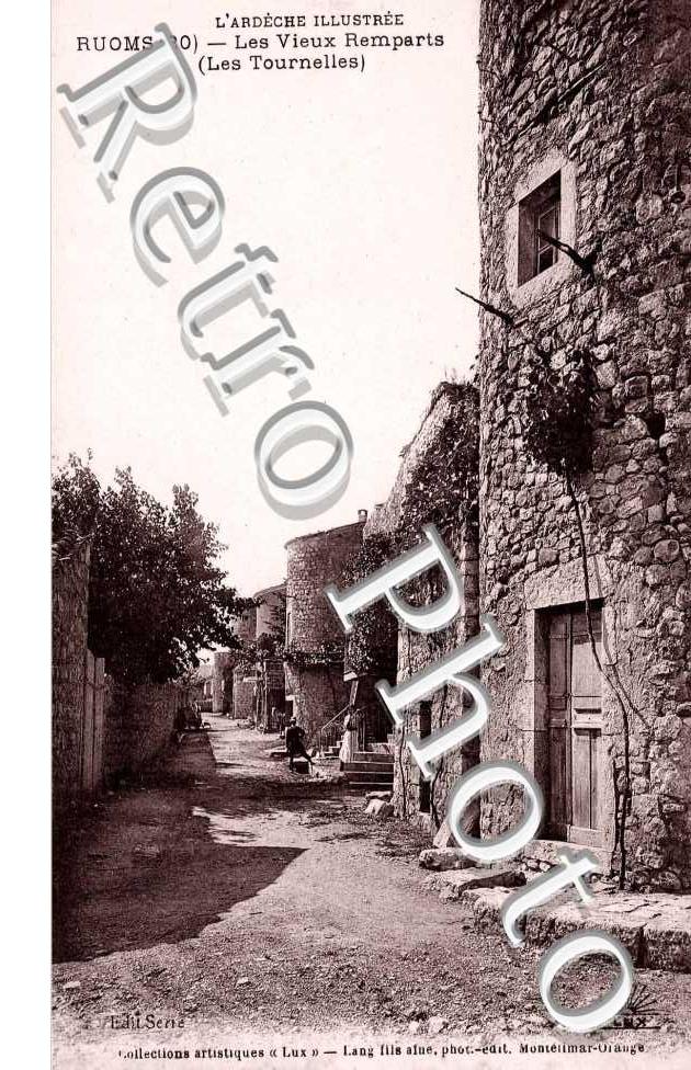 Les Vieux Remparts