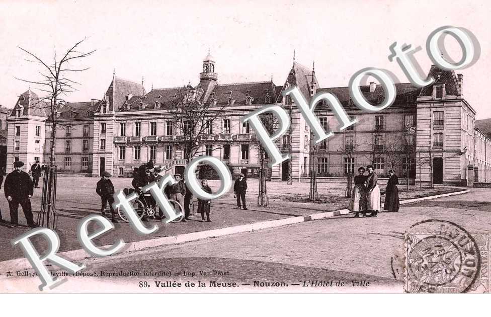 L'HOTEL DE VILLE