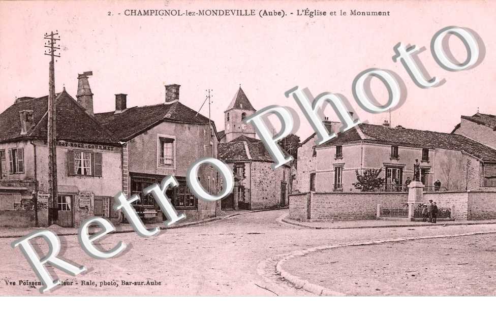 L'eglise  et le monument