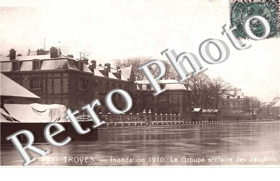 le groupe scolaire des Jacobins
