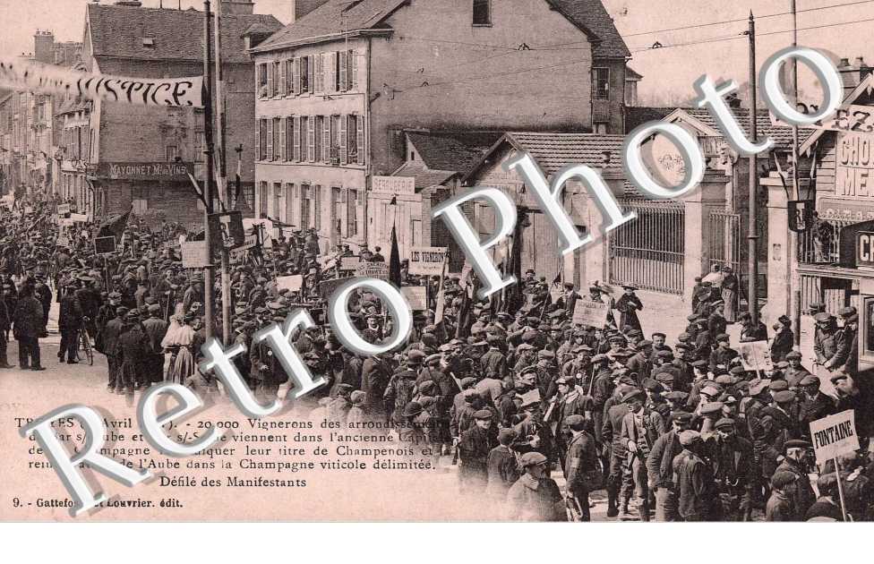 Defile des manifestants - 9 avril 1911 (vignerons)