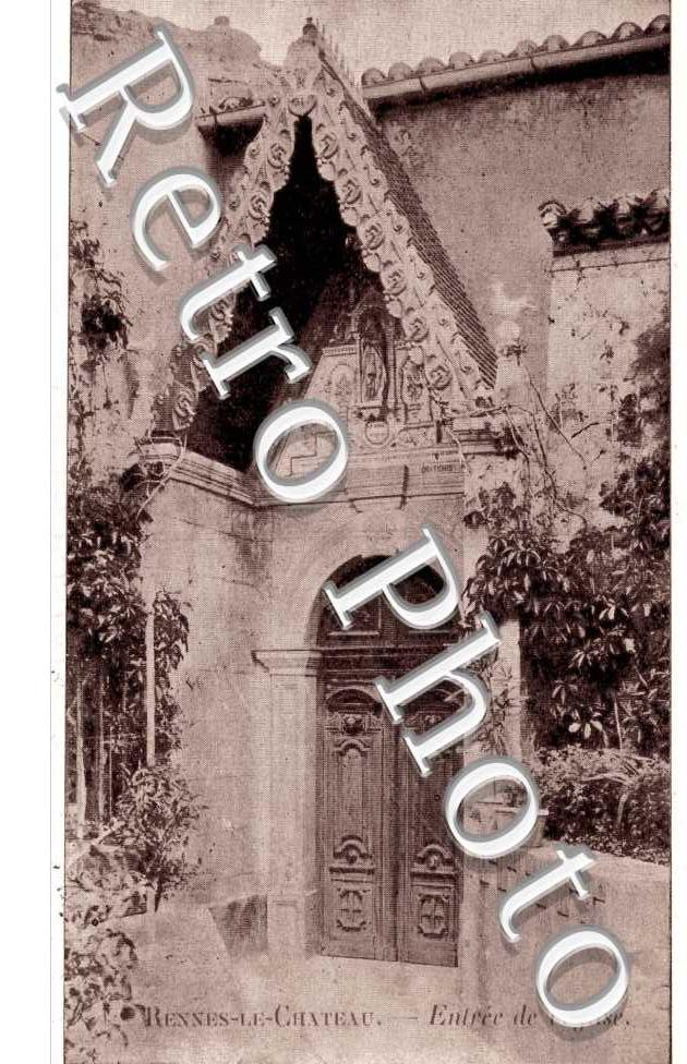 Entree de l&#039;Eglise