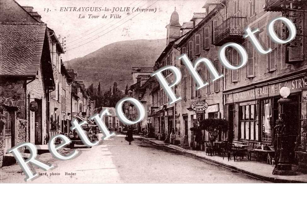 LA TOUR DE VILLE