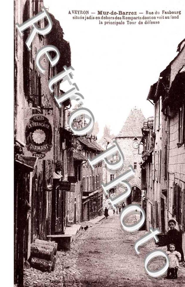 rue du faubourg - tour de defense