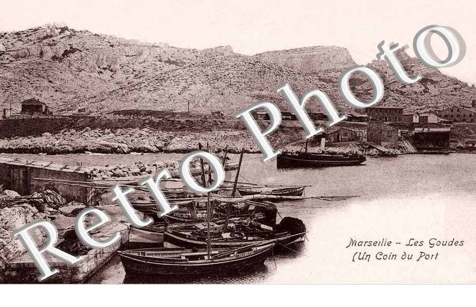 LES GOUDES UN COIN DU PORT