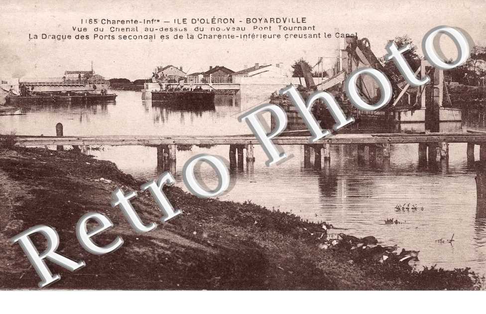 vue du chenal au dessus du nouveau pont tournant - canal
