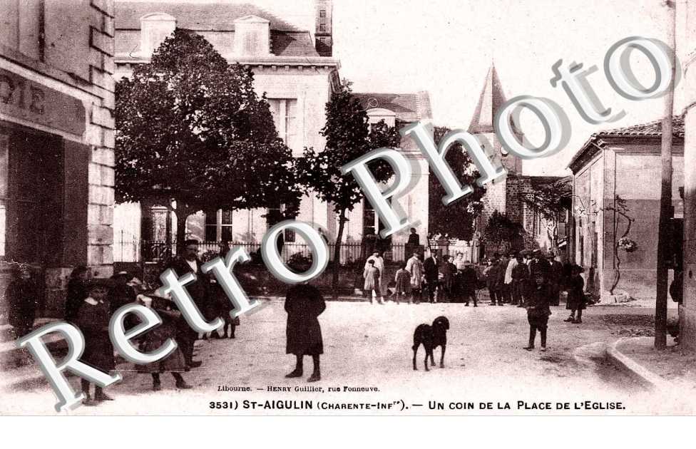 un coin de la place de l&#039;eglise